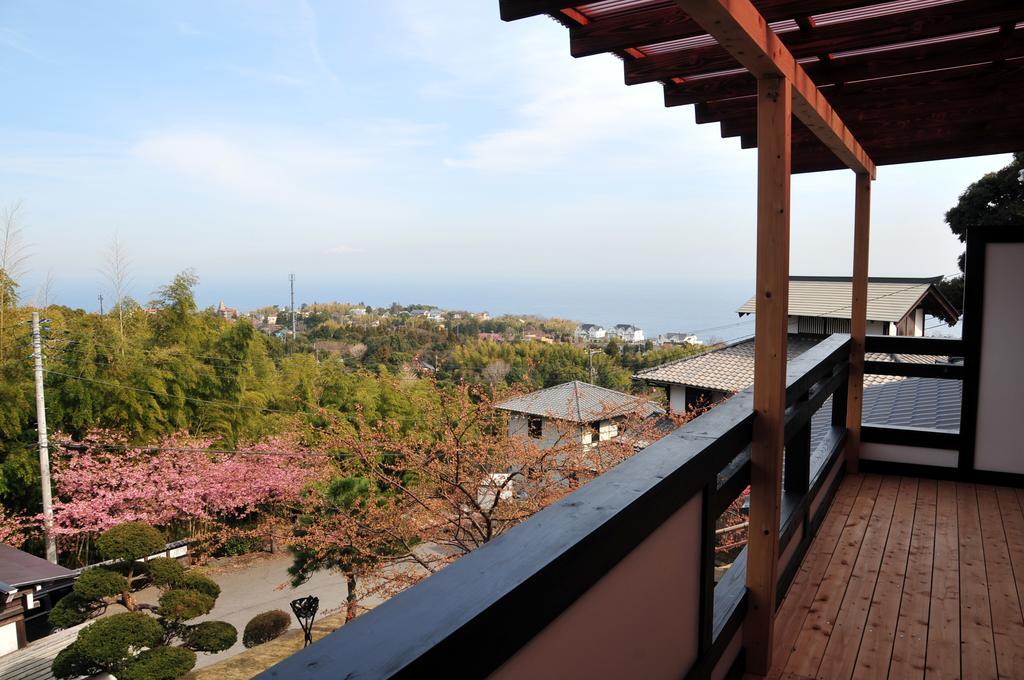Yokohama Fujiyoshi Izuten Ито Экстерьер фото