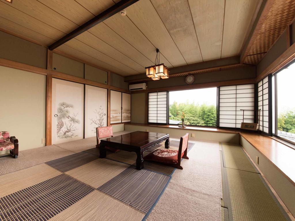 Yokohama Fujiyoshi Izuten Ито Экстерьер фото